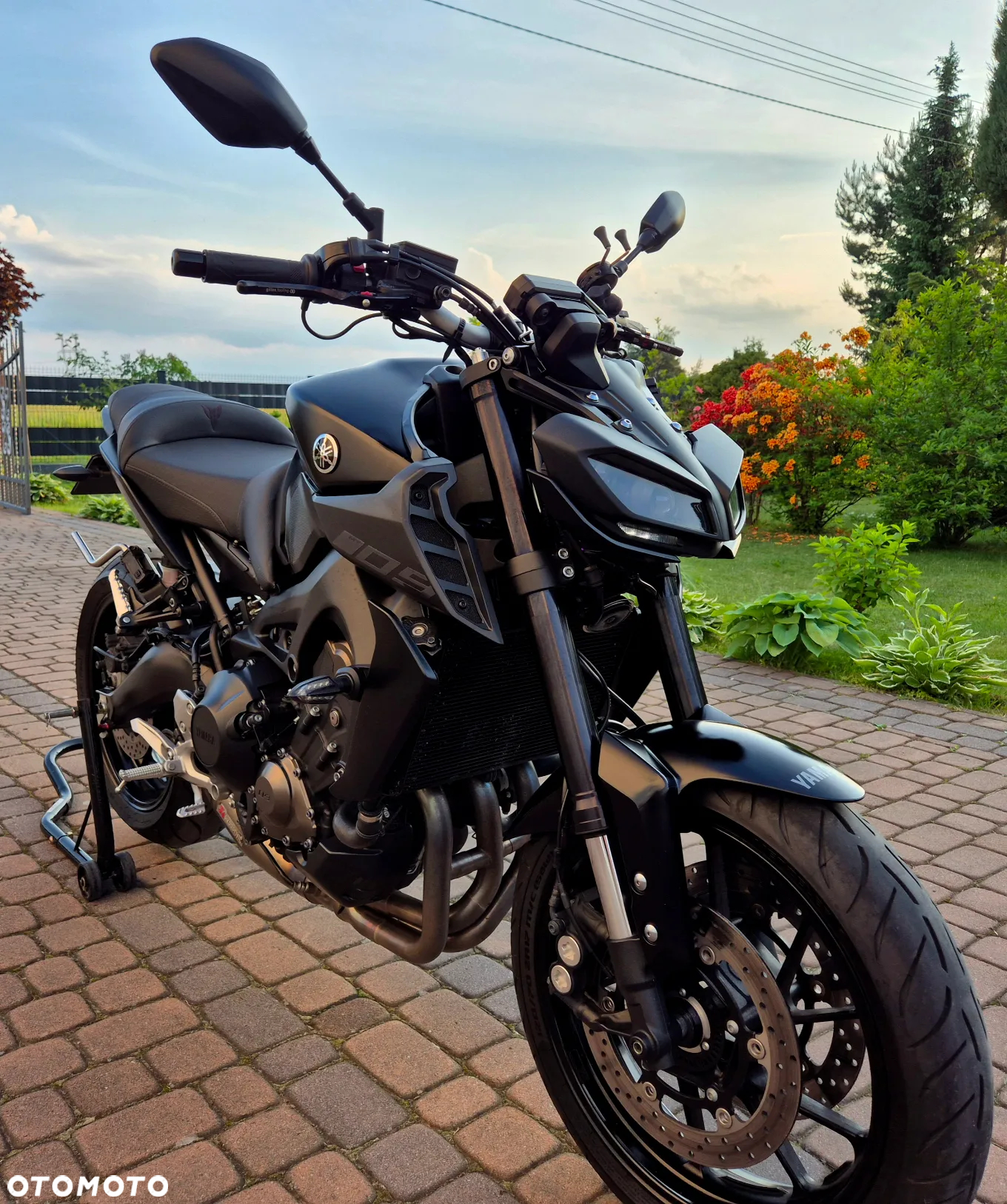 Yamaha MT - 7