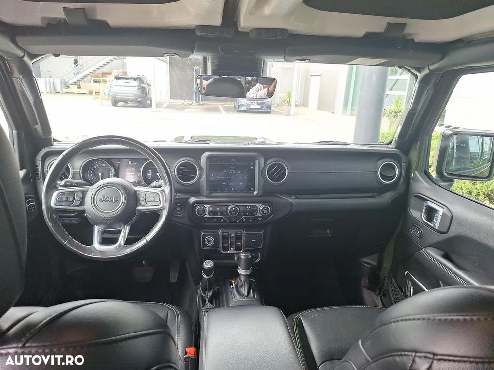 Jeep Wrangler 2.0 4xe AT8 PHEV Sahara - 11