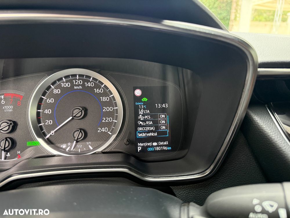 Toyota Corolla 2.0 Hybrid Touring Sports Lounge - 31