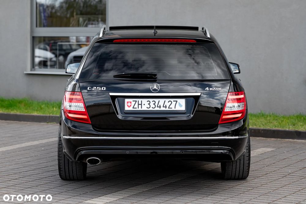 Mercedes-Benz Klasa C 250 CDI DPF Automatik BlueEFFICIENCY Special Edition - 11