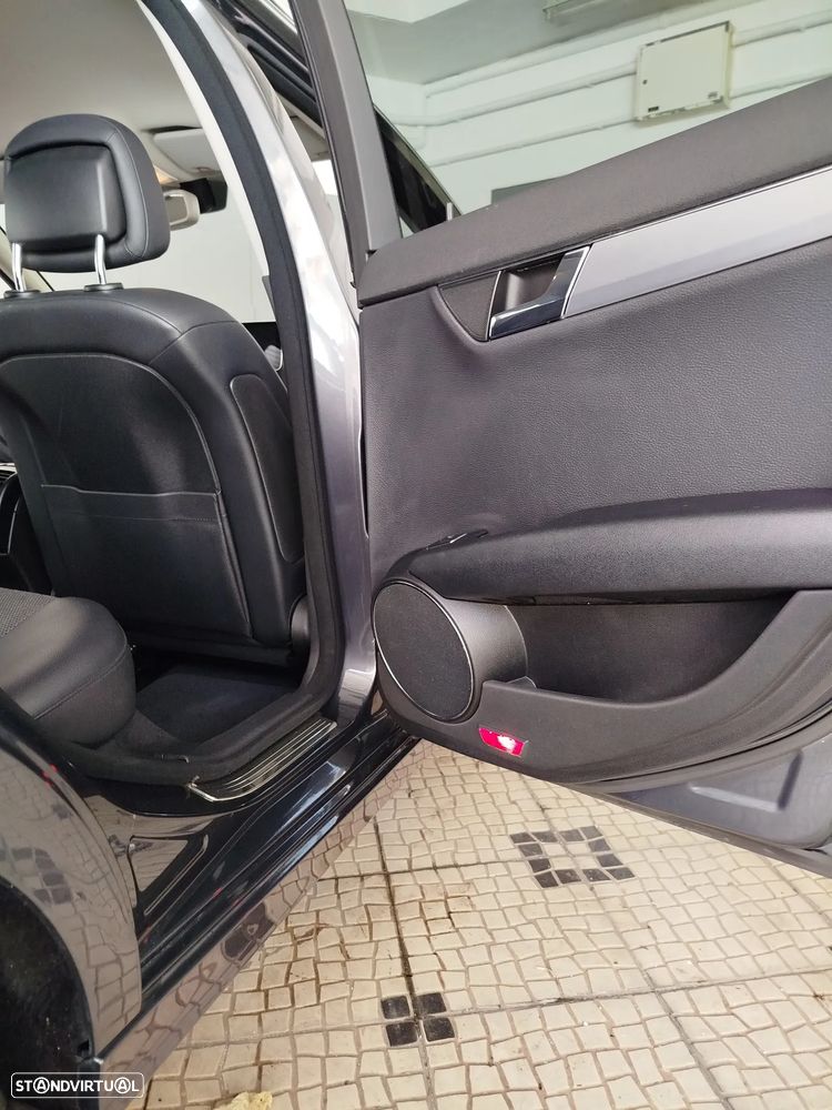 Mercedes-Benz C 220 Station CDI Avantgarde Edition - 30