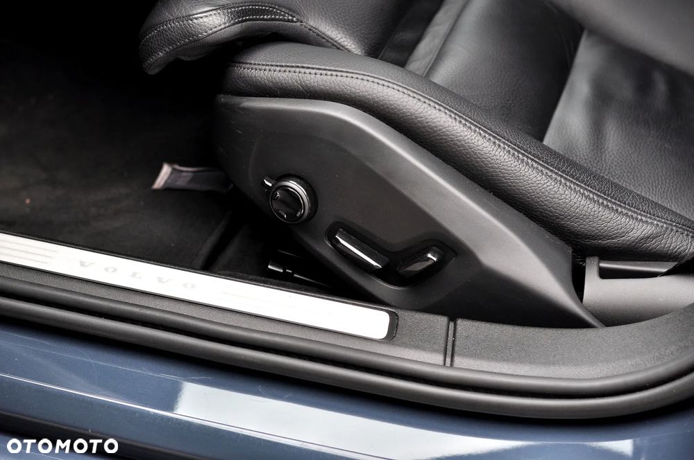 Volvo V60 B5 B Geartronic Inscription - 19