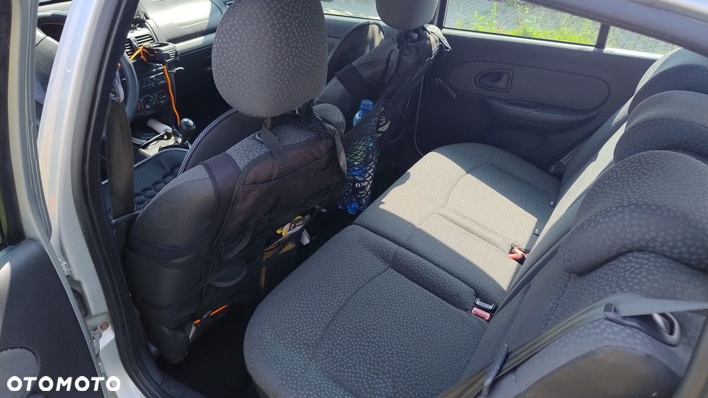 Renault Clio - 12