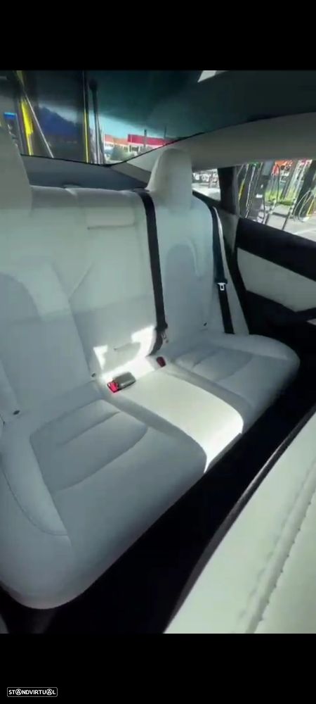 Tesla Model 3 Standard Range Plus RWD - 2