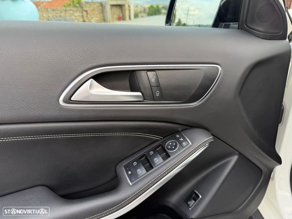 Mercedes-Benz GLA 180 d Style - 10