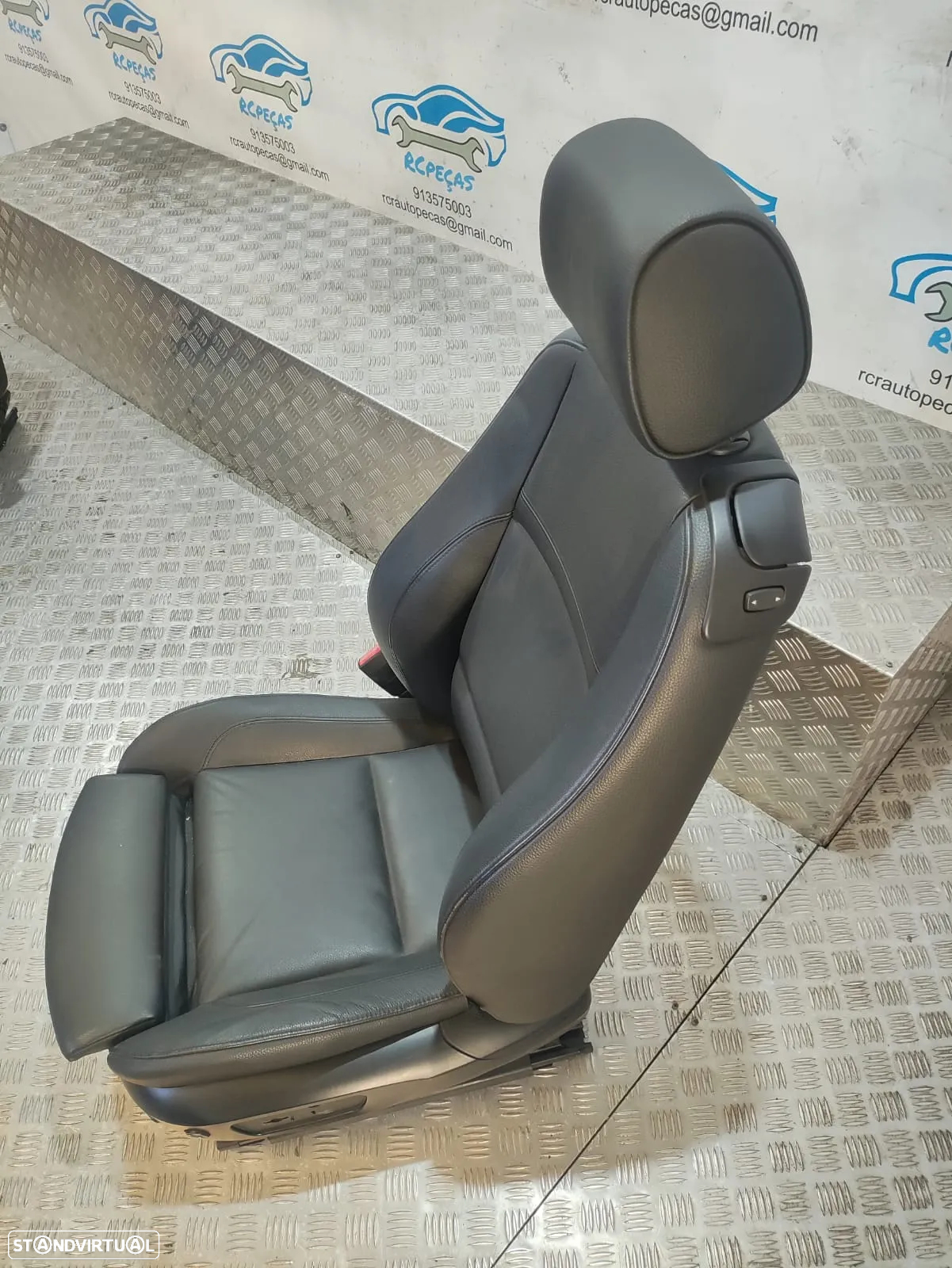 Conjunto Bancos em Pele Elétricos e Aquecidos BMW Serie 3 Coupe E92 LCi Pack M - 16