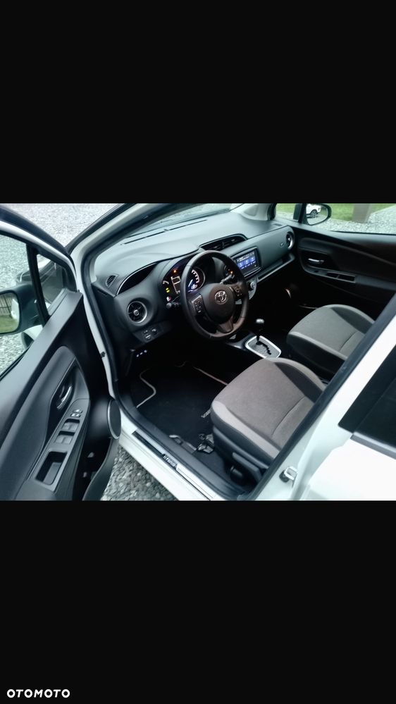 Toyota Yaris 1.5 VVT-i Y20 Club - 15