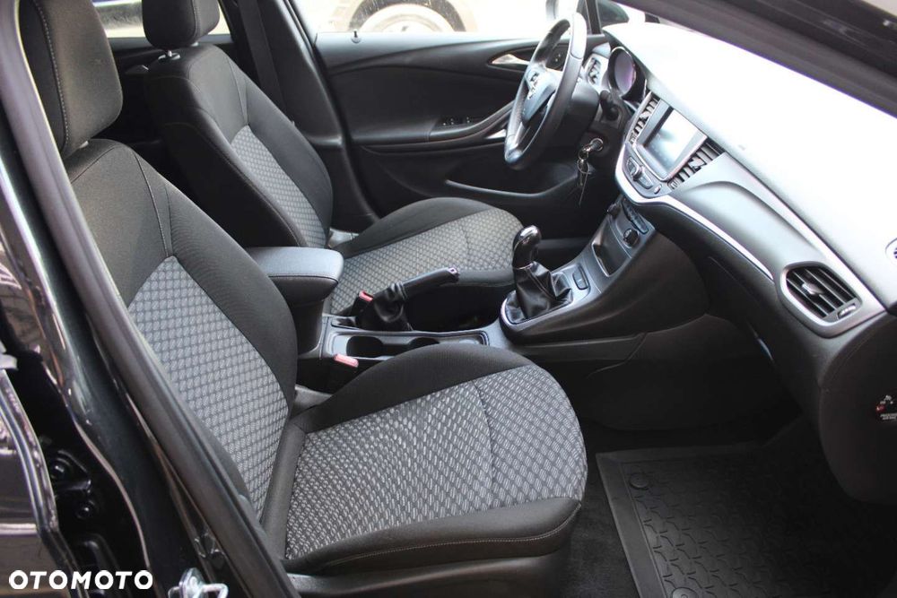 Opel Astra - 24