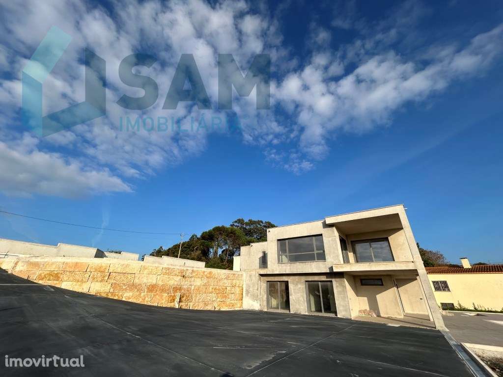 Moradia T3 de Luxo com Piscina e Vista Mar - Grande imagem: 2/57