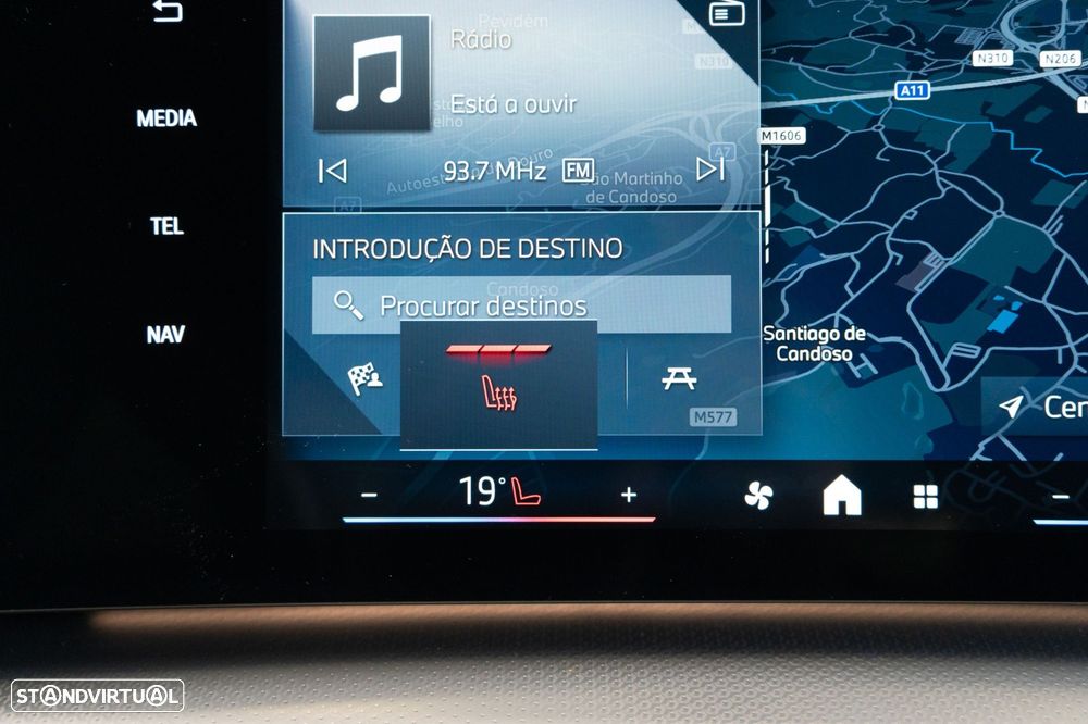 BMW iX2 eDrive20 Pack Desportivo M - 26