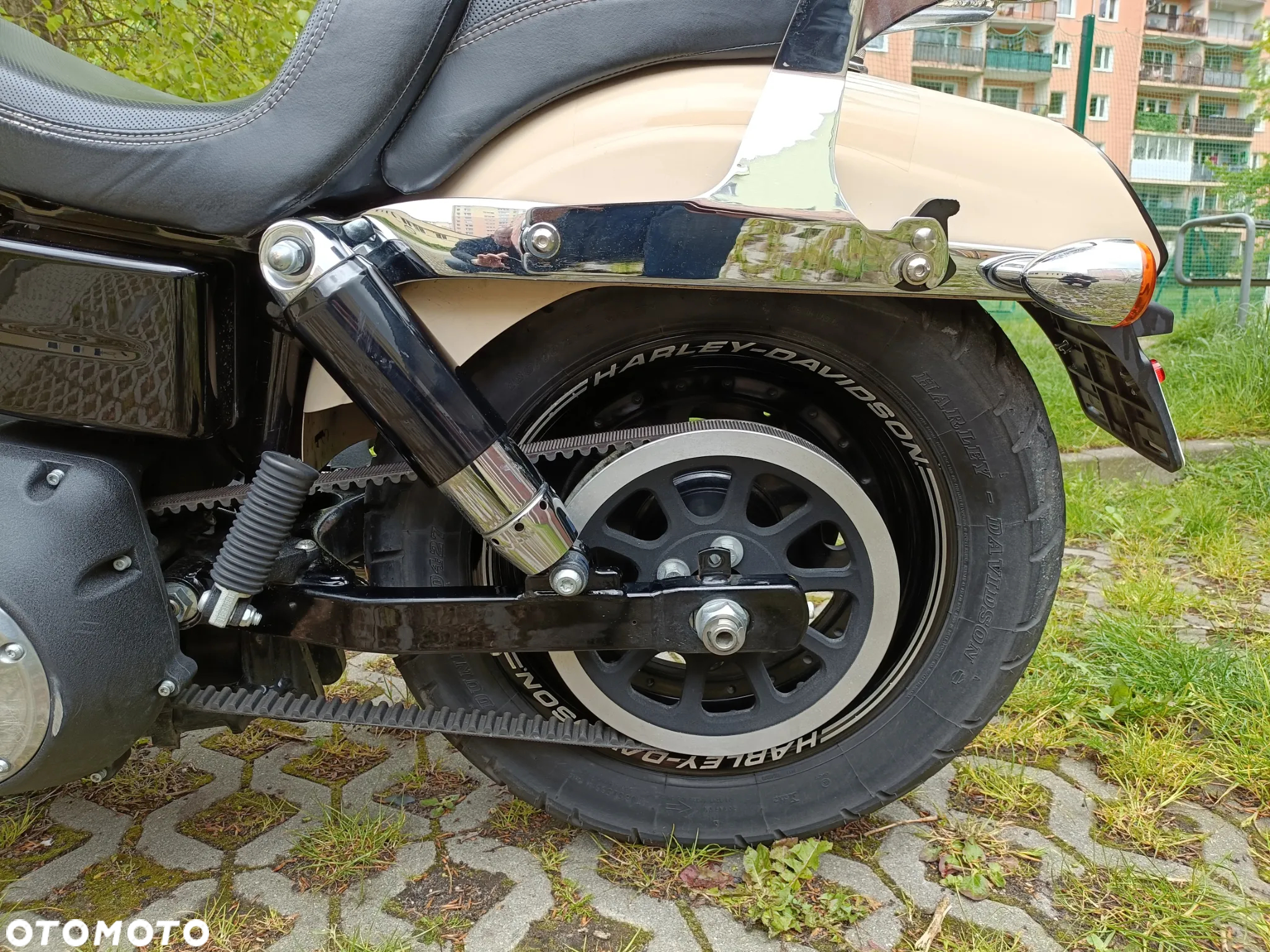 Harley-Davidson Dyna Fat Bob - 33