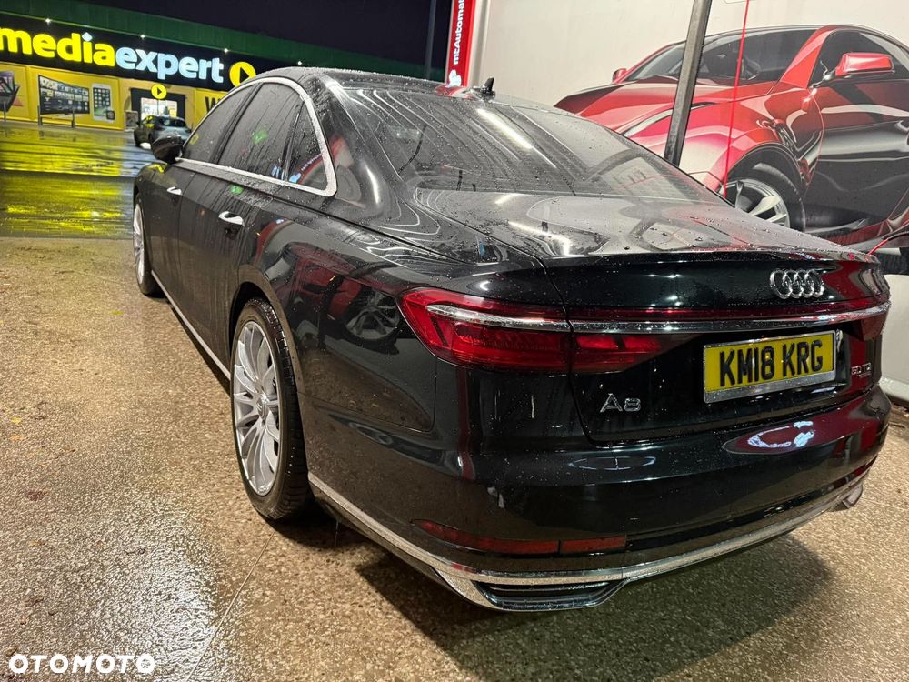 Audi A8 - 16