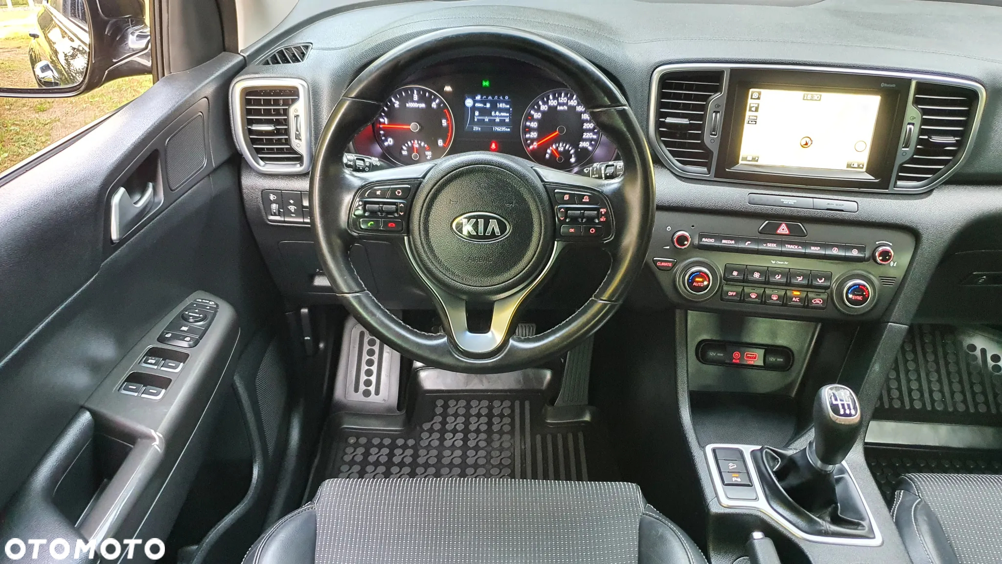 Kia Sportage 1.7 CRDI Business Line L 2WD - 18
