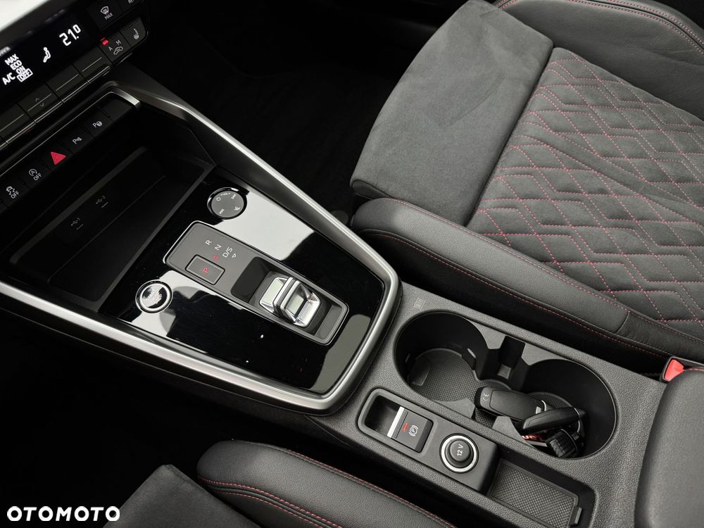 Audi A3 Limousine 35 TFSI mHEV Advanced S tronic - 29