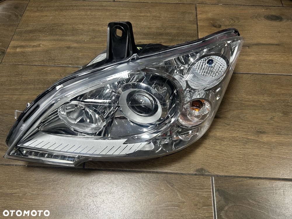 MERCEDES VITO W639 LIFT BI-XENON LED LAMPA LEWA A6398202861 IGLA ORG