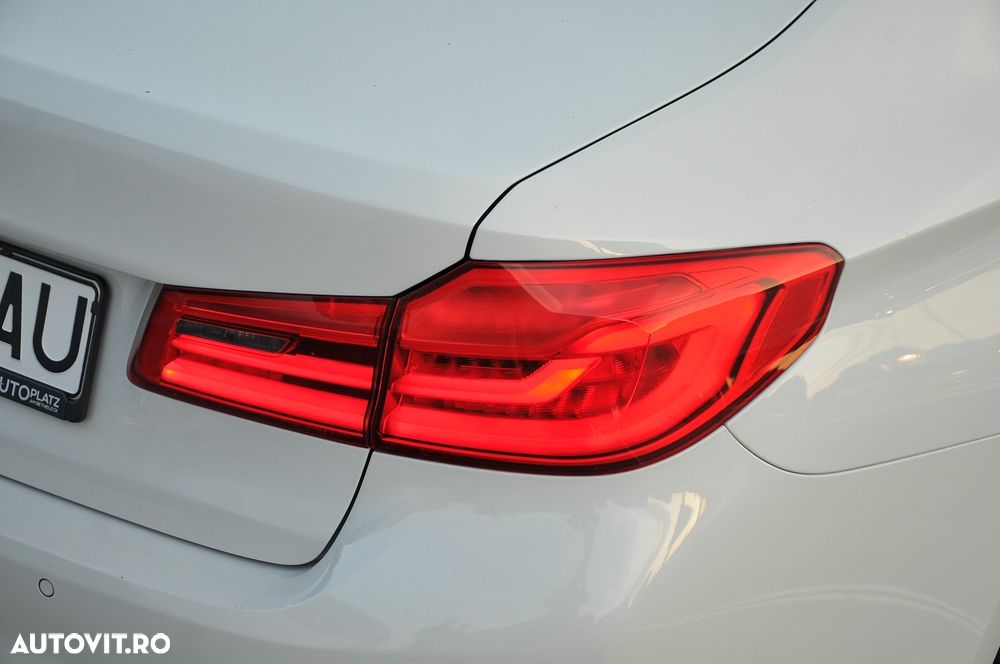 BMW Seria 5 530e iPerformance Aut. - 7