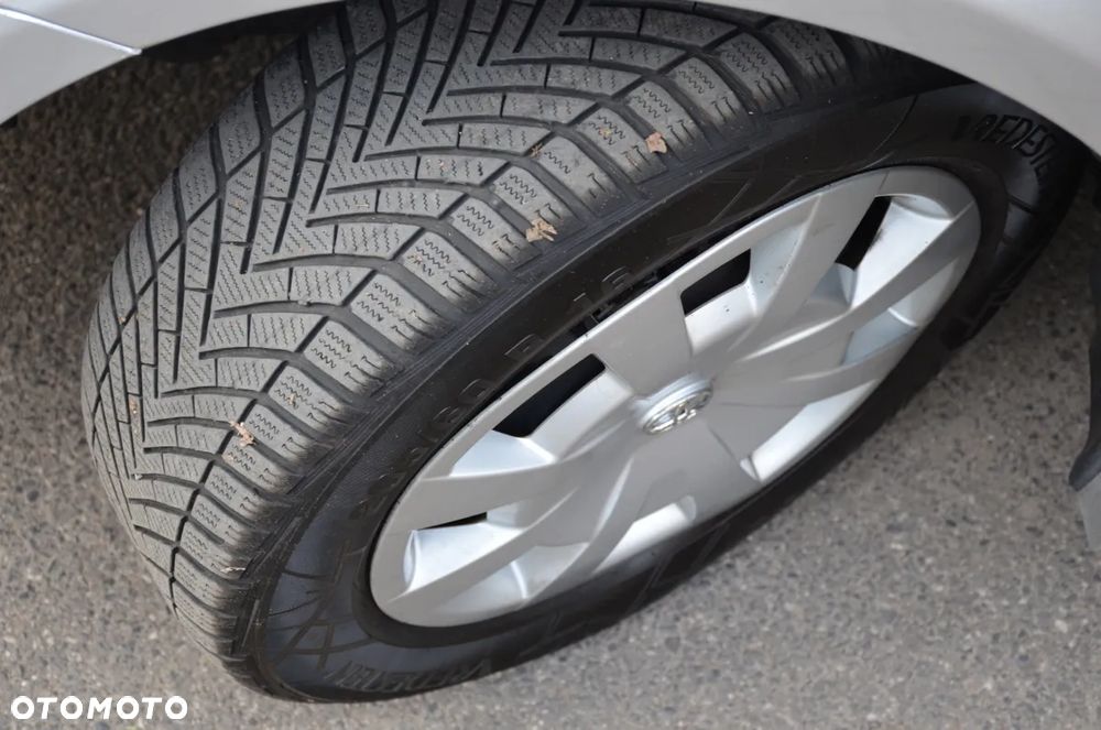 Toyota Avensis 1.8 Edition - 17