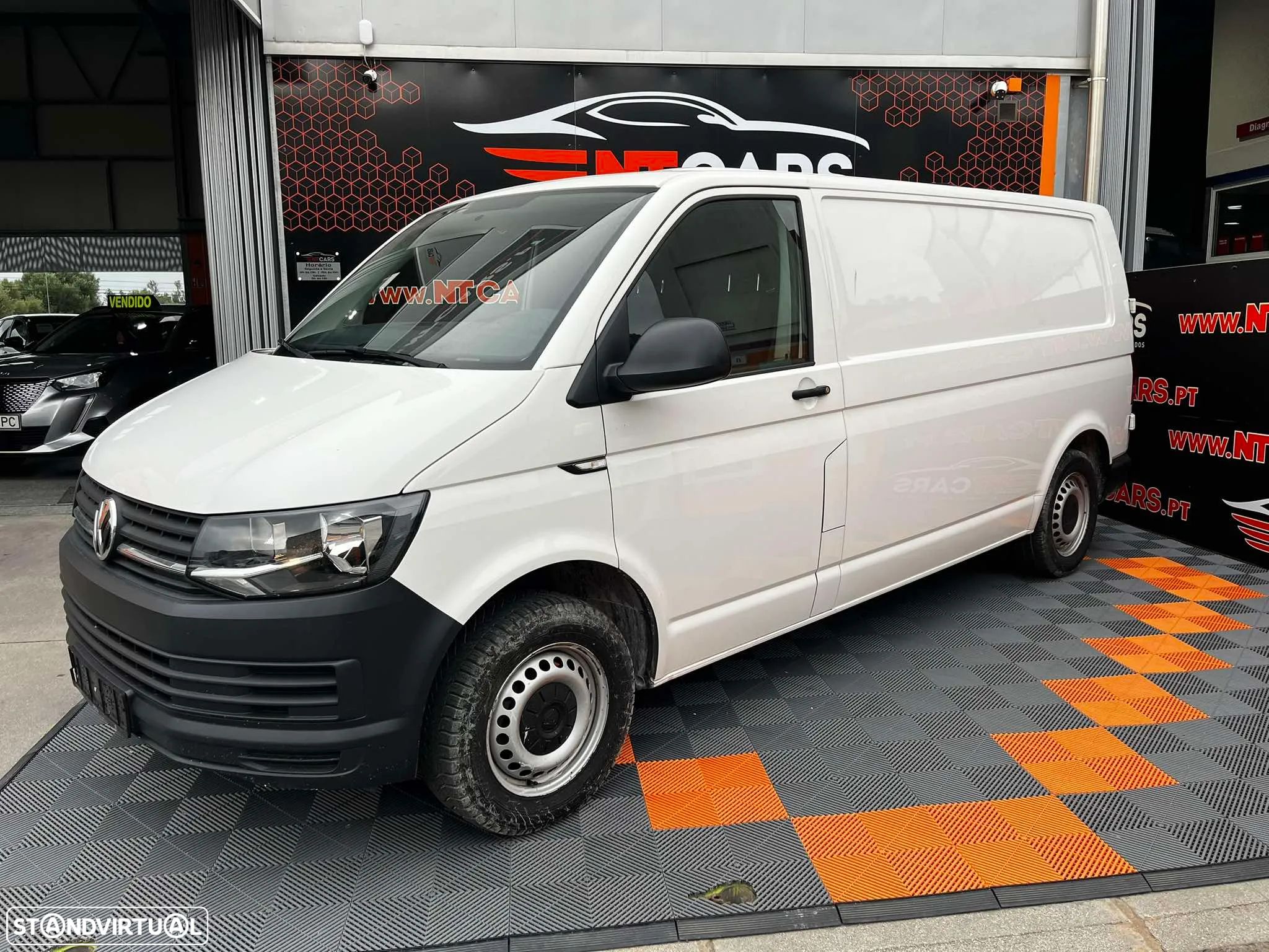 VW TRANSPORTER 2.0 TDI L2H1 - 1