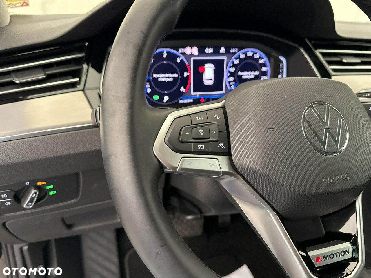 Volkswagen Passat 2.0 TDI 4Mot Elegance DSG - 24