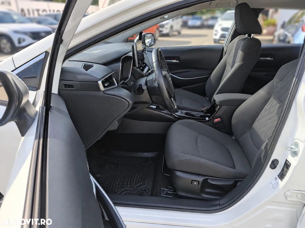 Toyota Corolla - 9
