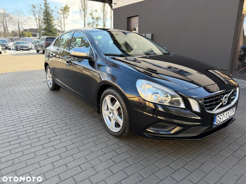 Volvo S60 D4 R-Design - 18