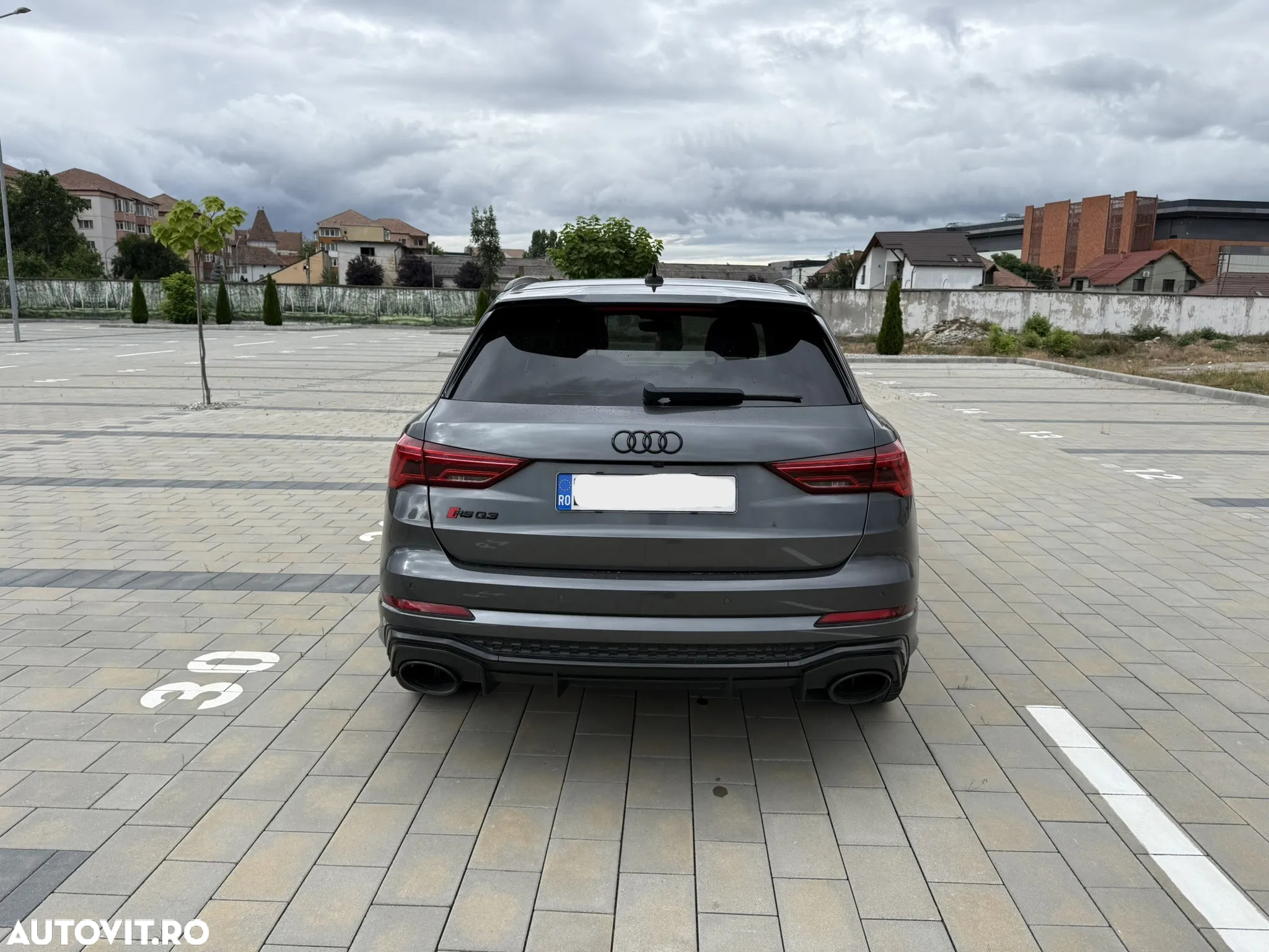 Audi RS Q3 2.5 TFSI quattro S tronic - 10