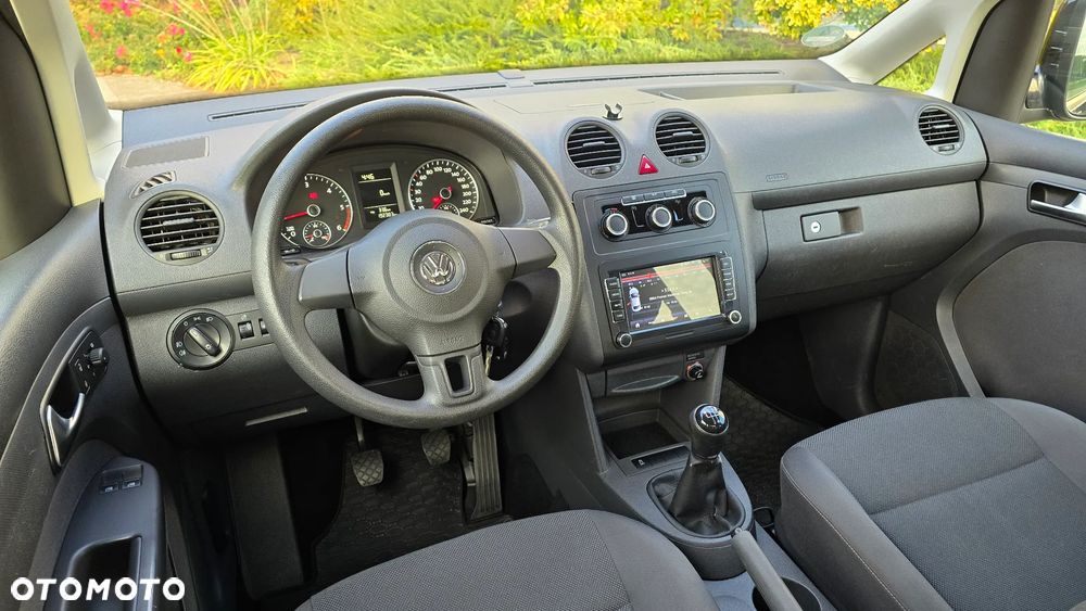 Volkswagen Caddy - 10