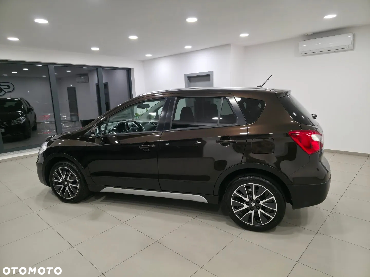 Suzuki SX4 S-Cross 1.6 XLED - 7