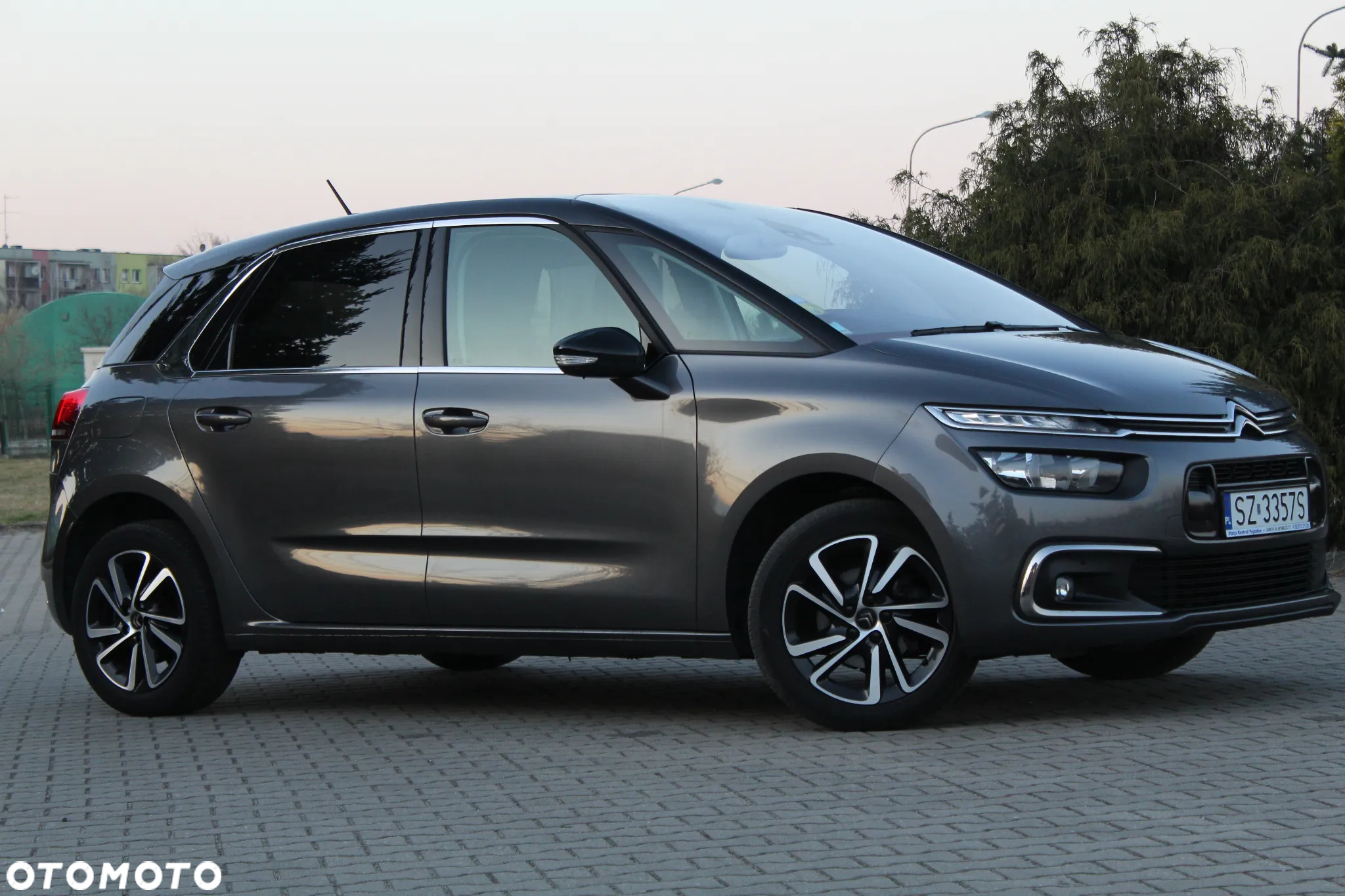 Citroën C4 SpaceTourer BlueHDi 130 Stop&Start SHINE - 6