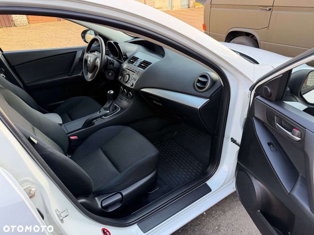 Mazda 3 1.6 MZR 90th Anniversary - 11