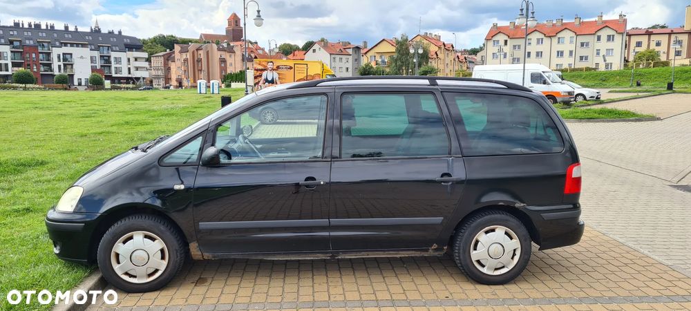 Ford Galaxy - 2