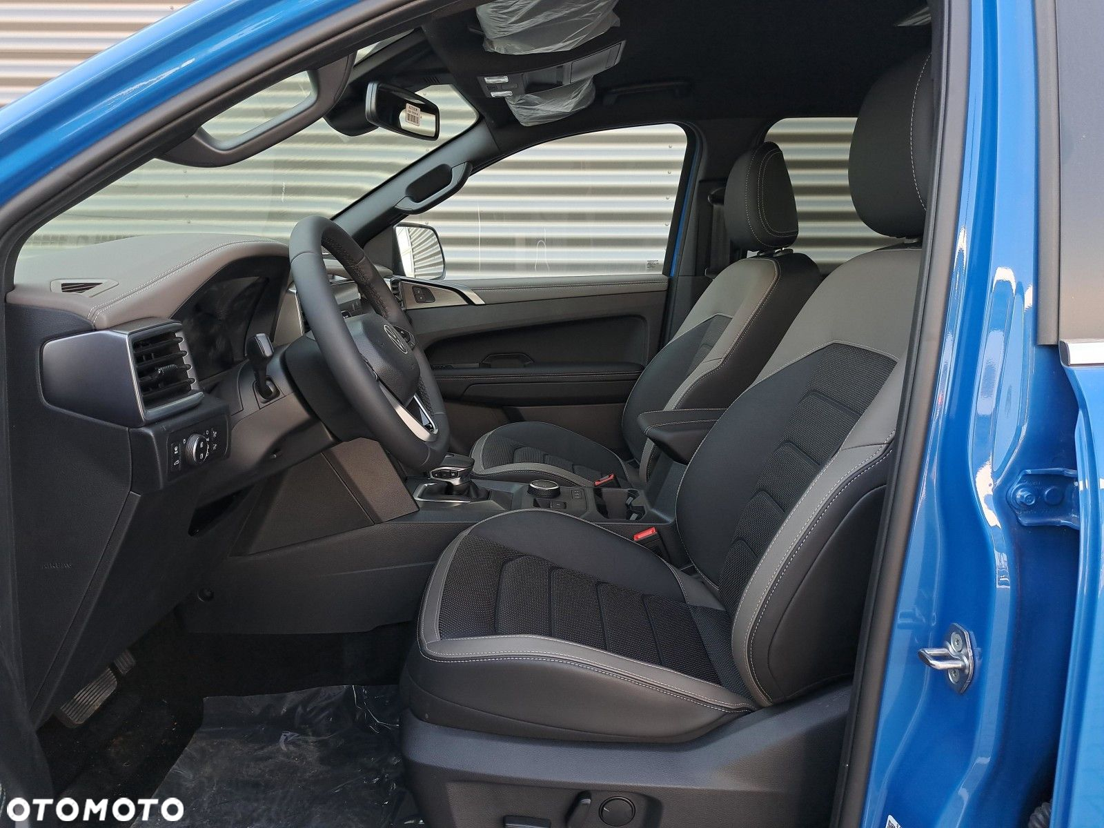 Volkswagen Amarok - 16