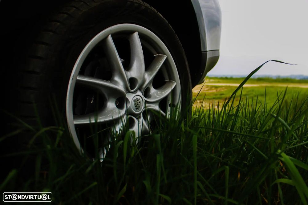 Porsche Cayenne Tiptronic - 16