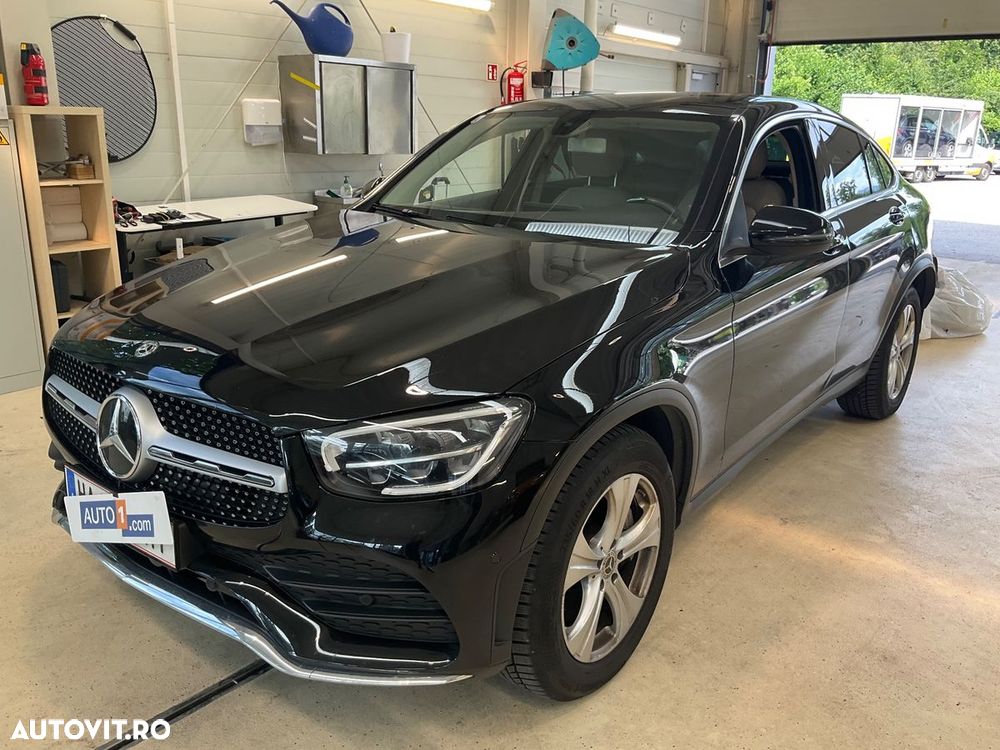 Mercedes-Benz GLC Coupe 200 4Matic 9G-TRONIC AMG Line - 1