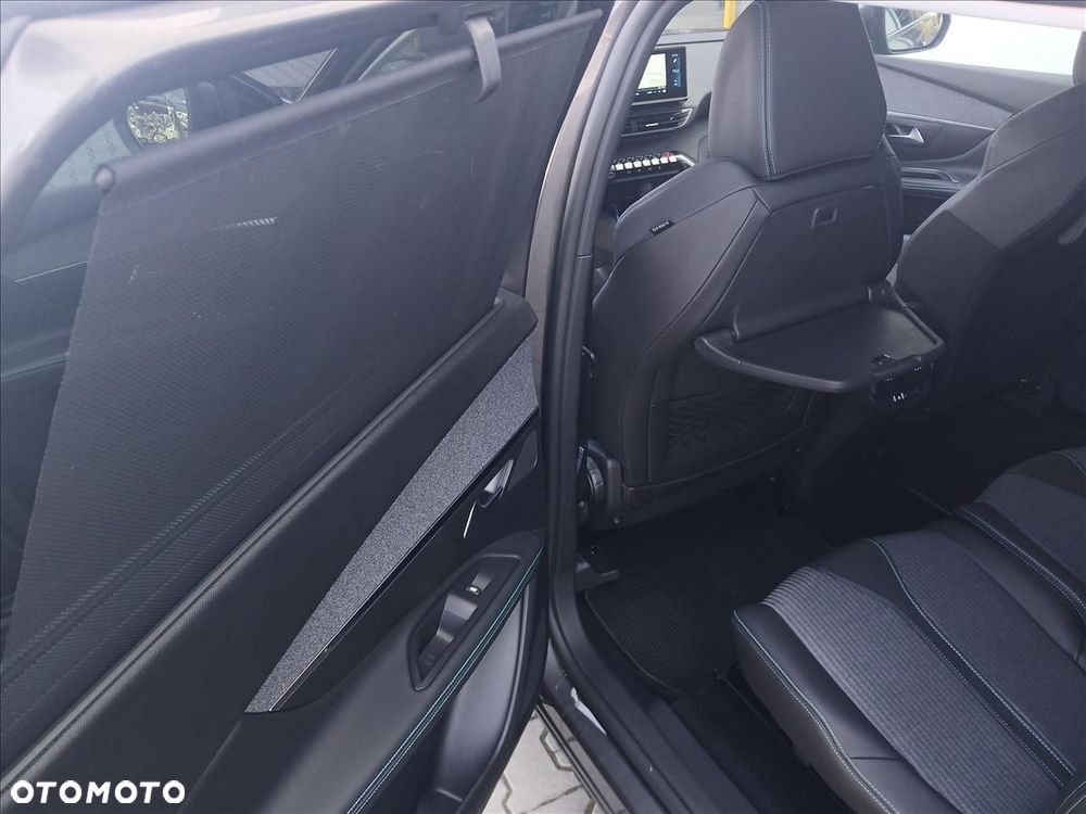 Peugeot 5008 1.5 BlueHDi Allure S&S EAT8 - 11