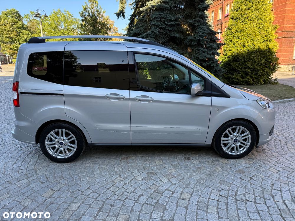 Ford Tourneo Courier 1.5 TDCi S&S Titanium - 8