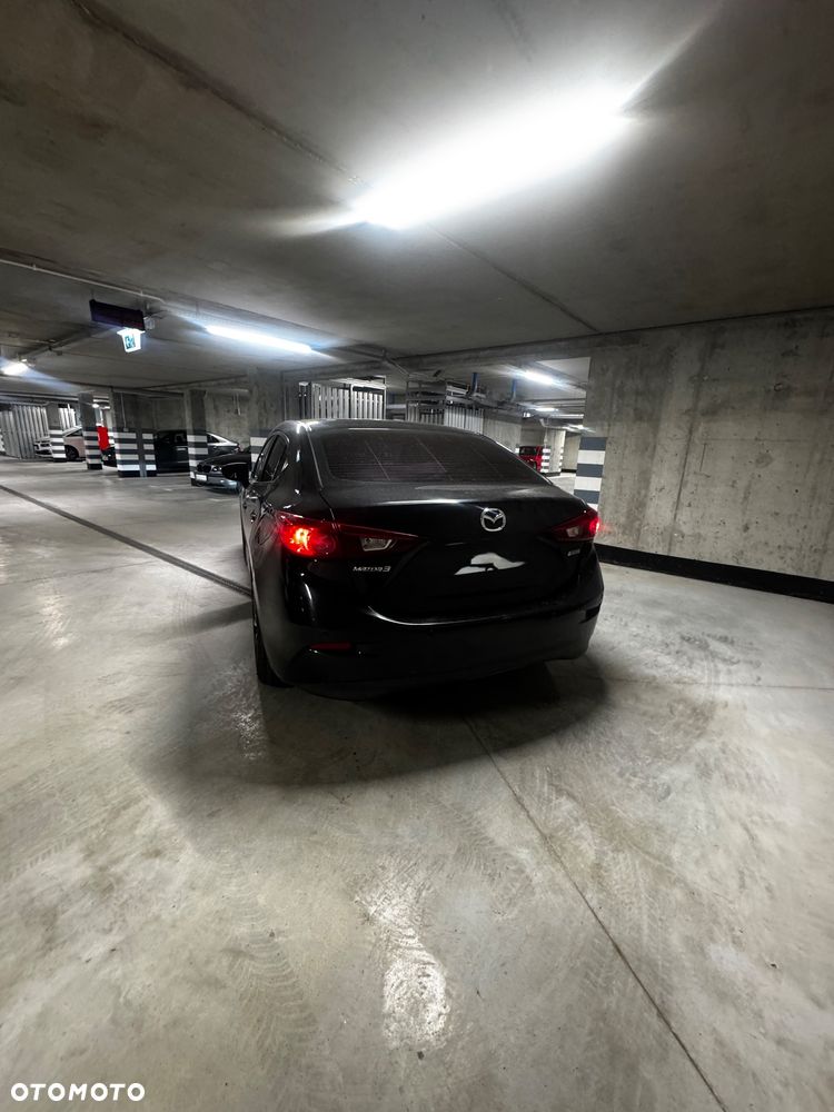 Mazda 3 - 4