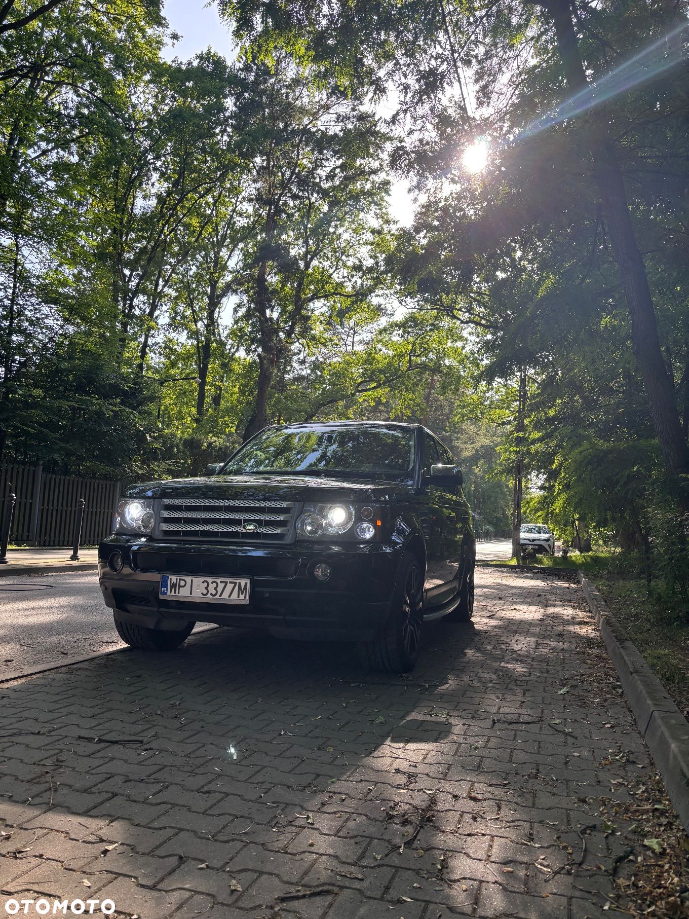 Land Rover Range Rover Sport - 1