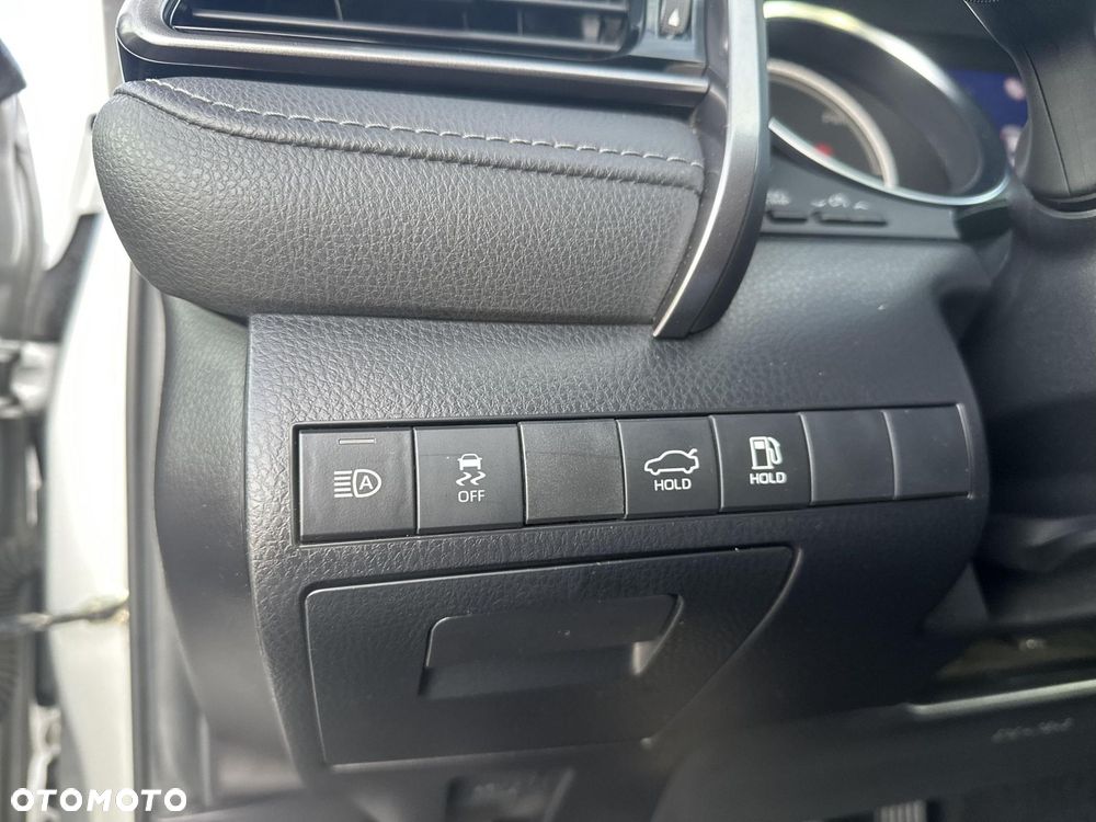 Toyota Camry 2.5 Hybrid Comfort CVT - 15