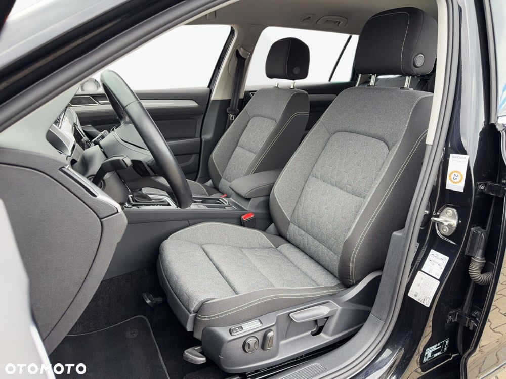 Volkswagen Passat Variant 2.0 TDI Business DSG - 11
