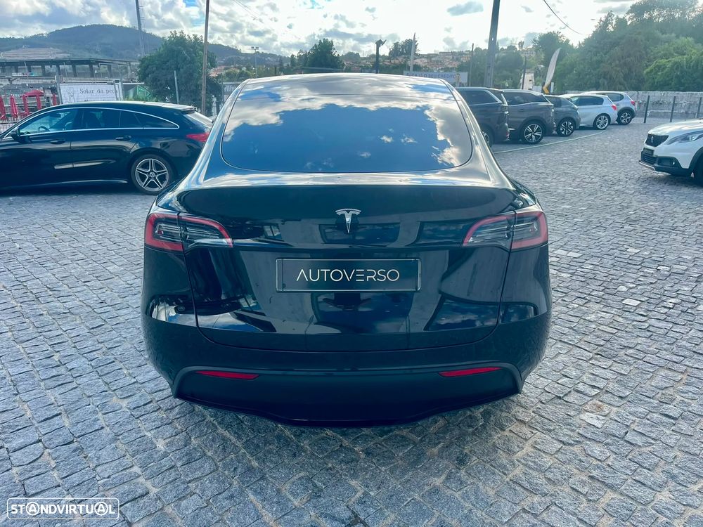 Tesla Model Y Standard - 8