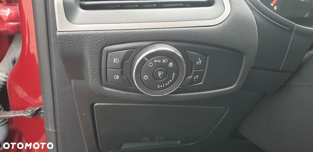 Ford S-Max - 22