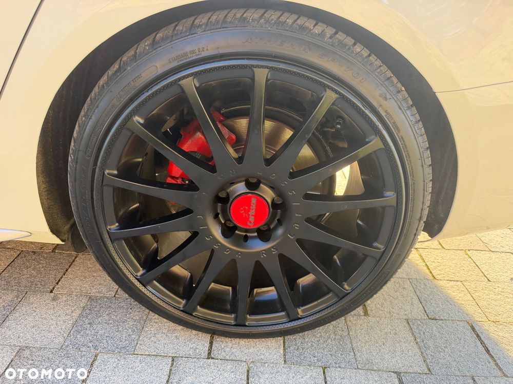 Audi A4 Avant - 22