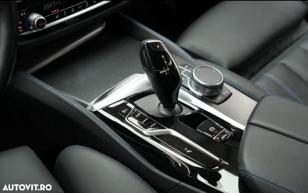 BMW Seria 5 520i AT MHEV - 10