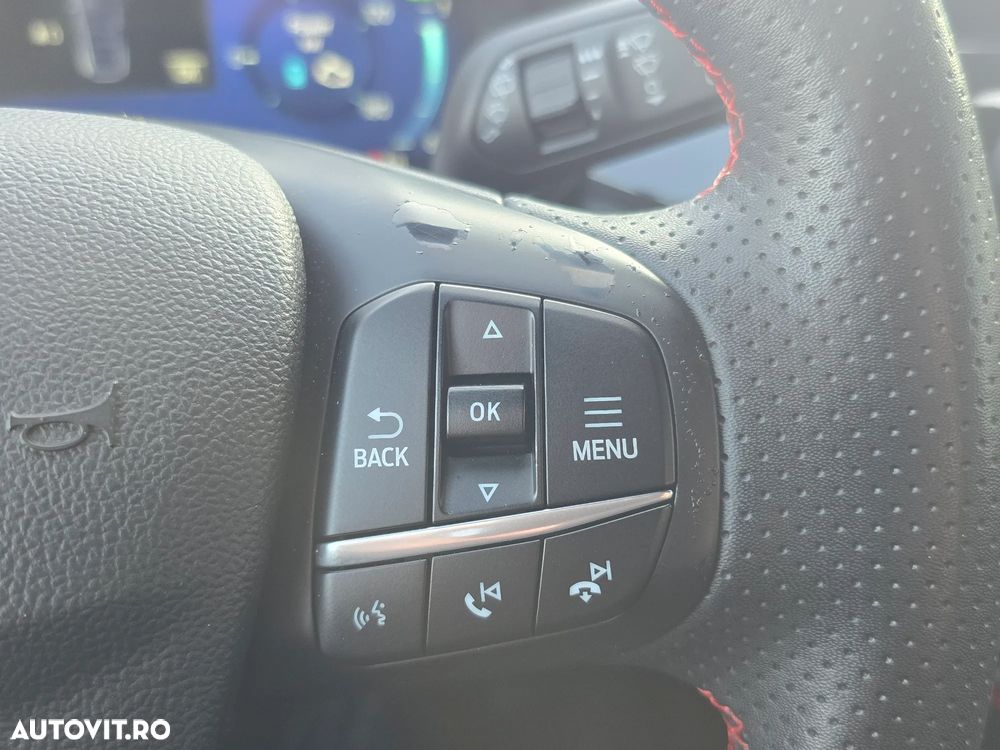 Ford Kuga 2.5 Duratec FHEV AWD ST Line - 12