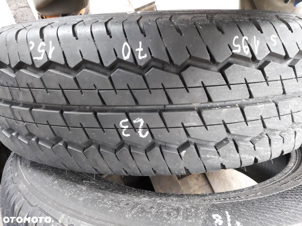 Dunlop 195/70/15c 104/102R nr 23 - 1