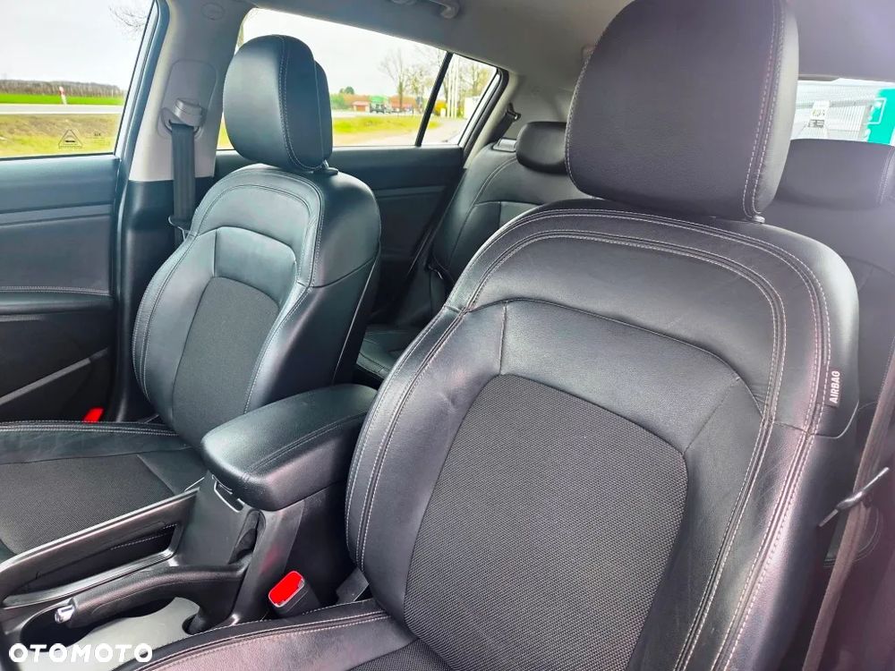 Kia Sportage 2.0 L 2WD - 26