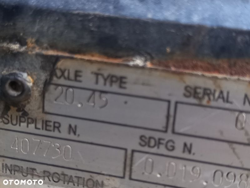 Przednia oś Carraro 20.45 Deutz Fahr 7250 TTV - 3