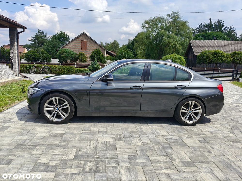 BMW Seria 3 330e iPerformance Luxury Line - 2