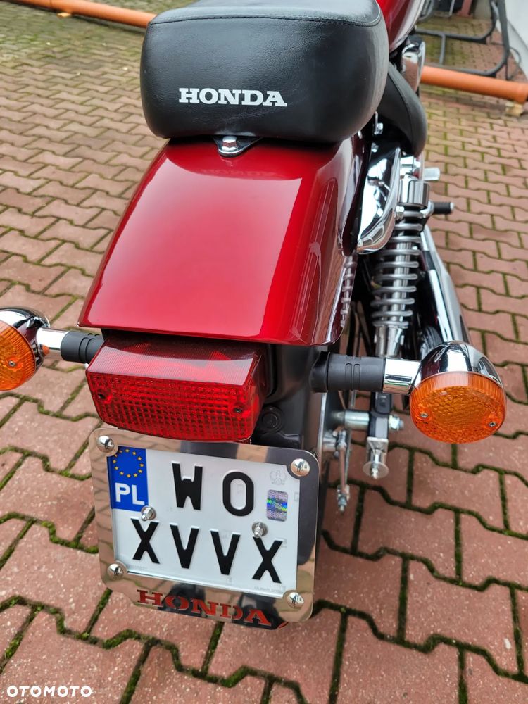 Honda VF - 27